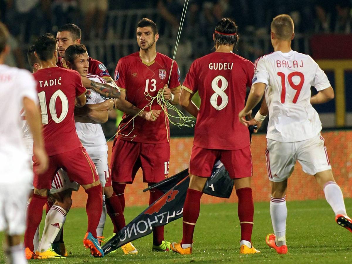 La guerra sui campi di calcio riaccende l'odio nei Balcani