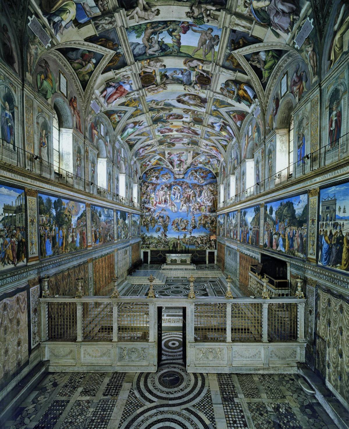 Vittorio Sgarbi: "La Cappella Sistina ci dice che Dio esiste"