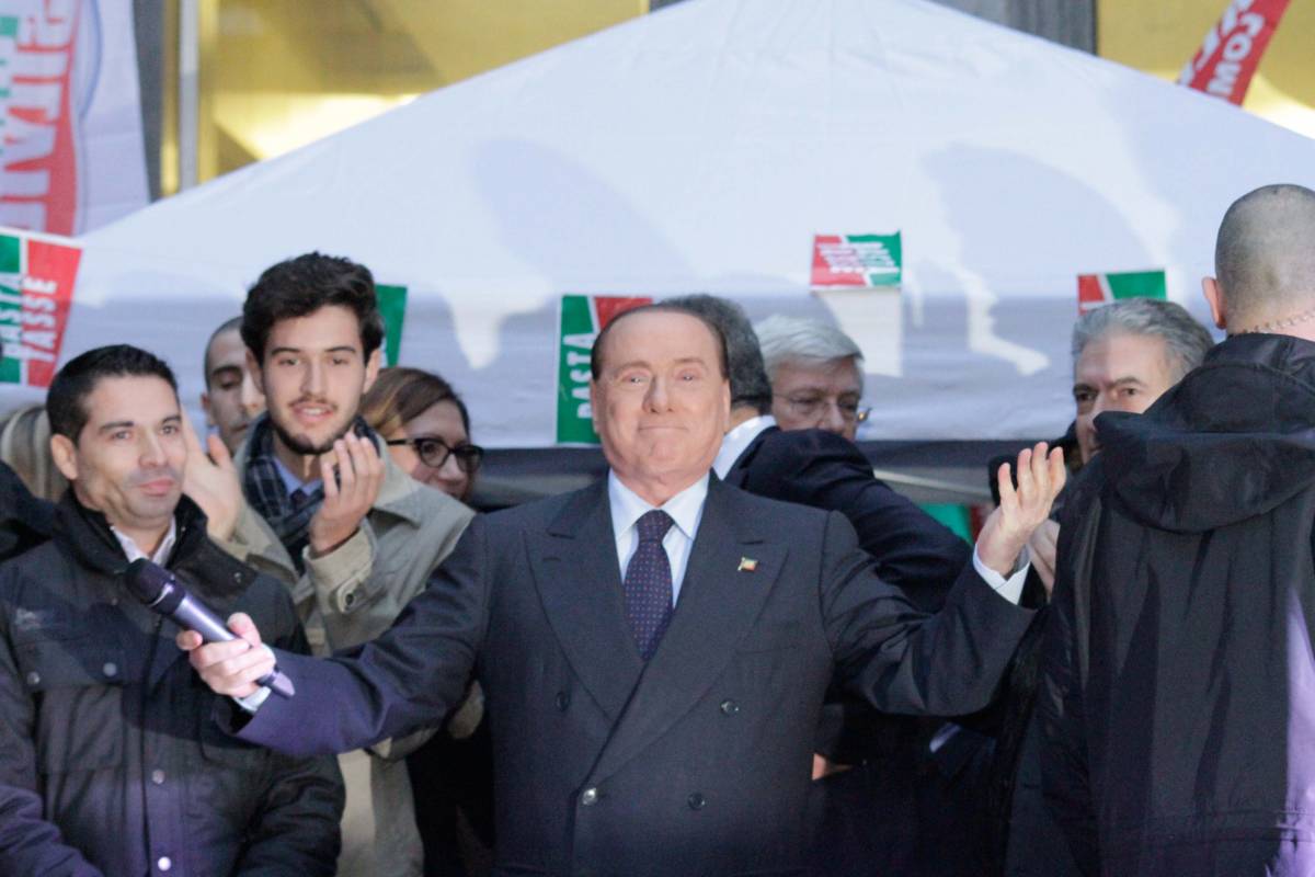 Berlusconi si prepara al bagno di folla nella piazza "rossa"