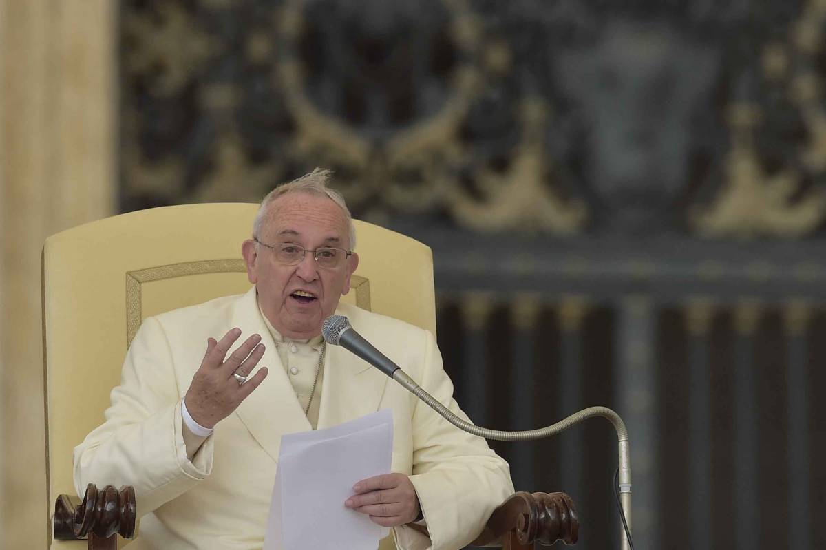 Terremoto in Vaticano: il Papa silura un altro big