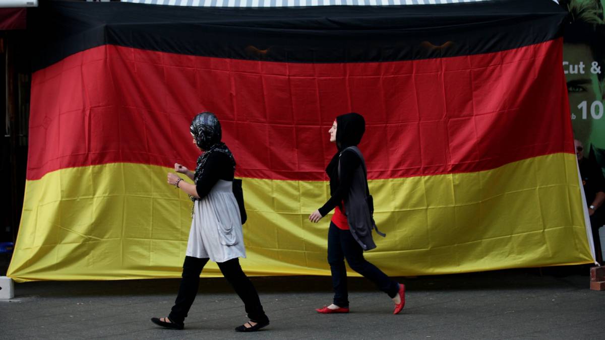 Proposta in Germania: "Gli immigrati parlino tedesco anche in casa"