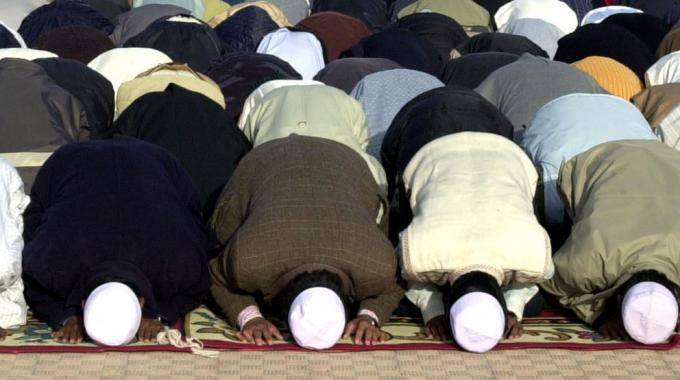 Ecco cosa si predica in moschea: "Allah contali e sterminali tutti"