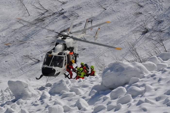 Valanghe in Trentino, tre feriti e un disperso