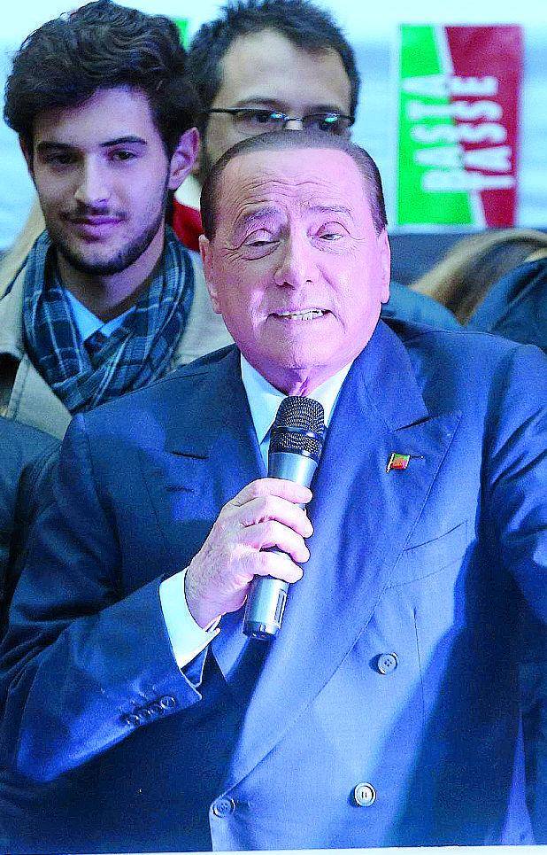 Il Cav tiene il punto sull'Italicum: premio alle coalizioni intoccabile