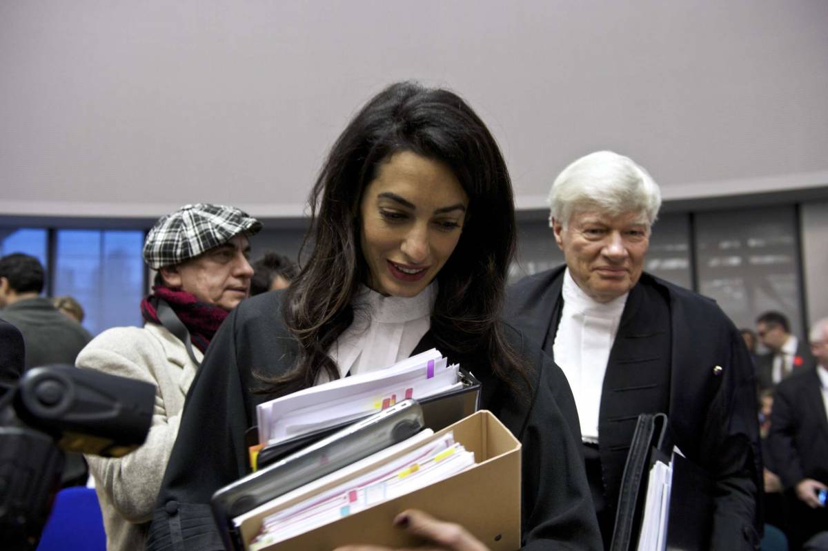 La moglie di Clooney debutta nel processo a Strasburgo sul genocidio armeno