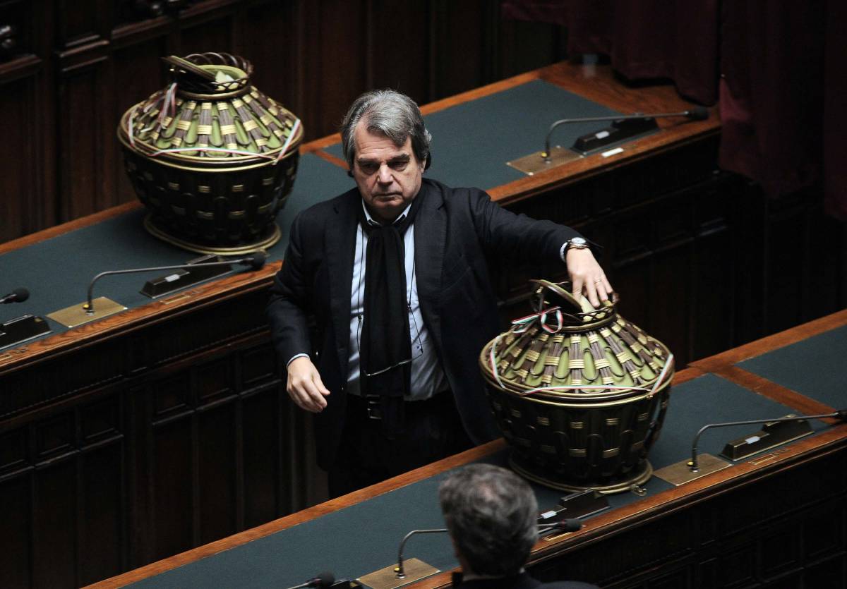 Ora Brunetta evoca le elezioni: "Renzi ha rotto il patto col Cav"
