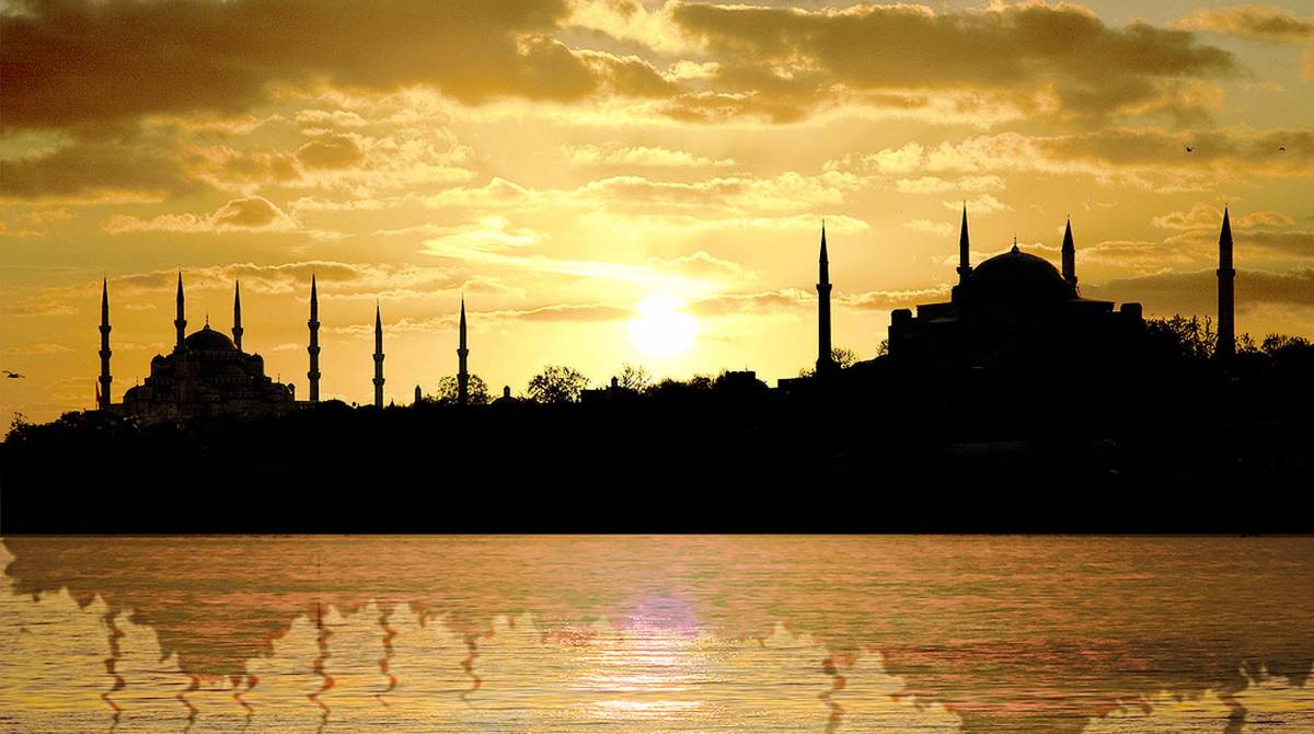 Istanbul: tradizione, luoghi mistici e design sul Bosforo