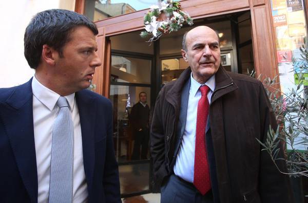 Ricatto dei bersaniani a Renzi: tre ministeri in cambio dei voti