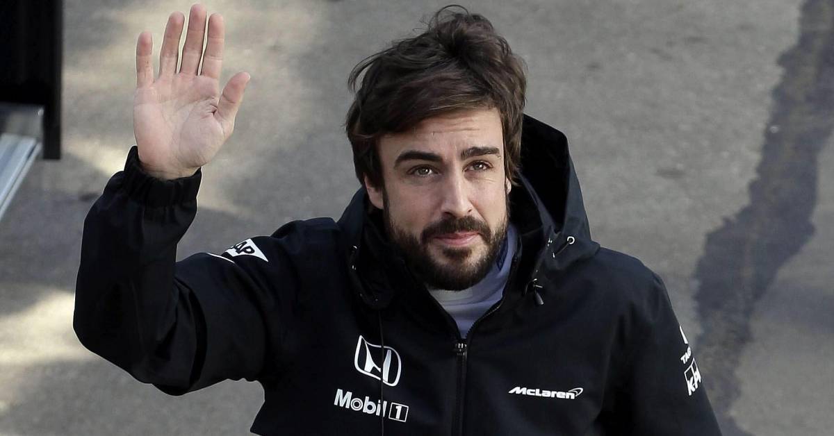 Fernando Alonso le urla in radio: "Abbiamo un motore da Gp2"