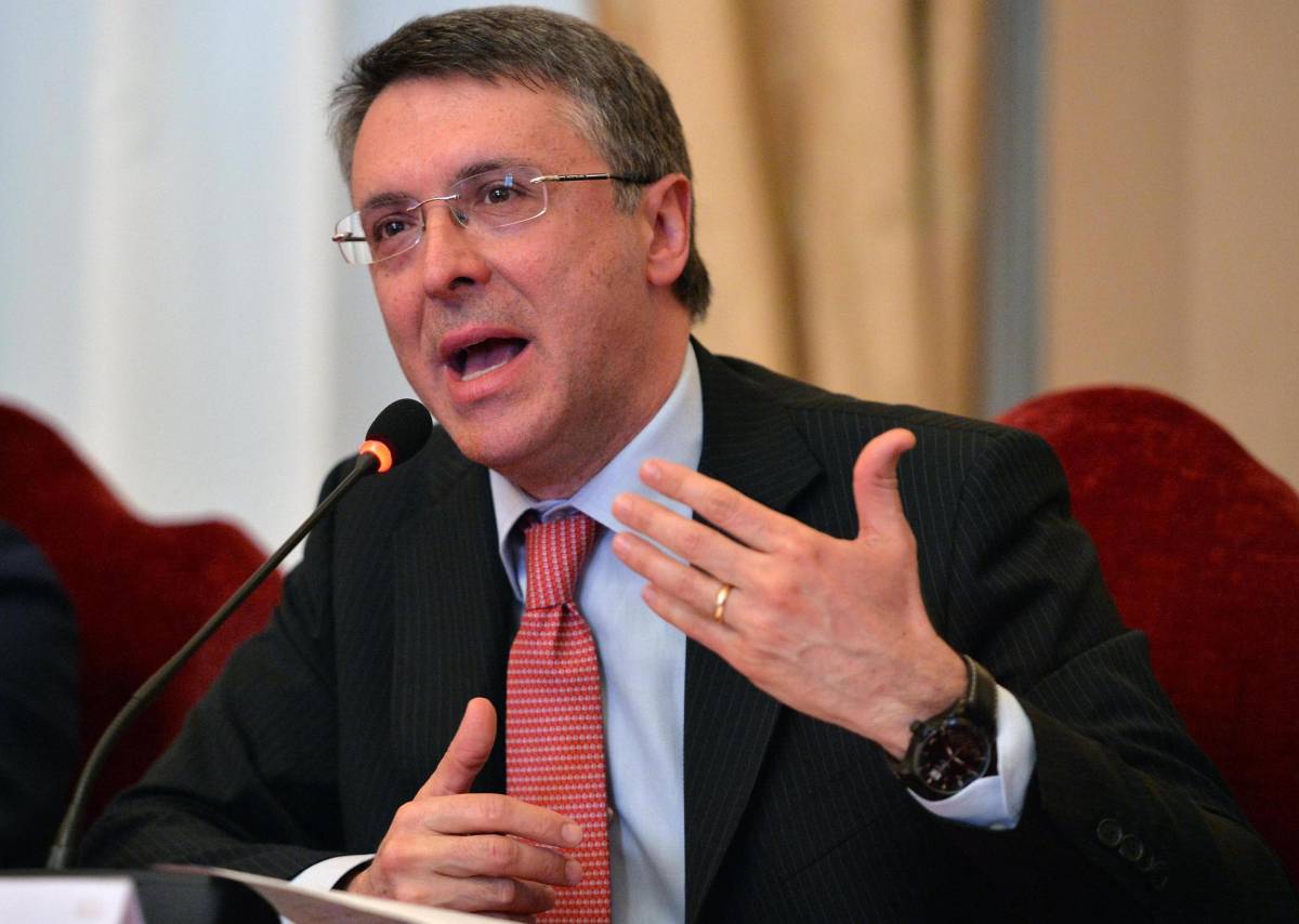 Cantone boccia la riforma degli appalti: "Aiuta i funzionari disonesti"