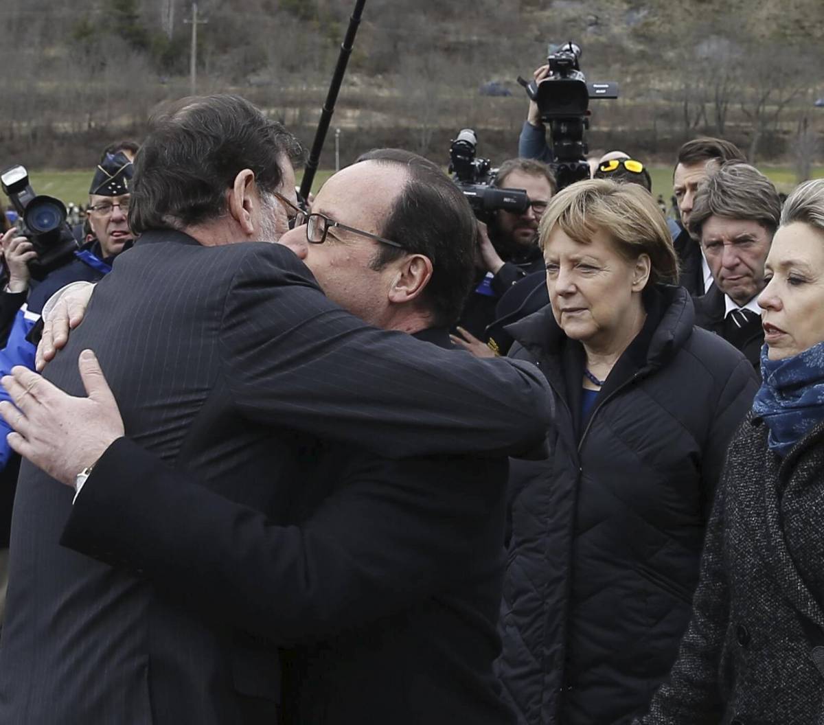 I leader insieme sulle Alpi  contro il terrore nei cieli