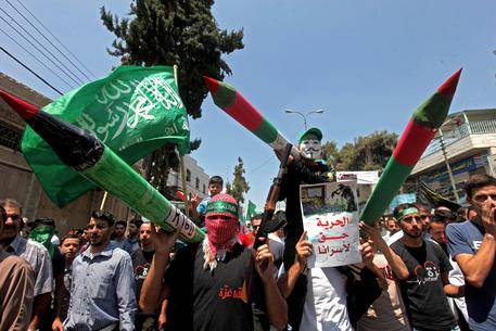 Colloqui segreti tra Hamas e Israele per una tregua di dieci anni