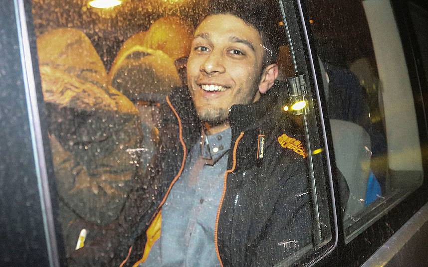 Isis, scandalo tra i Labour: figlio di un consigliere arrestato al confine turco