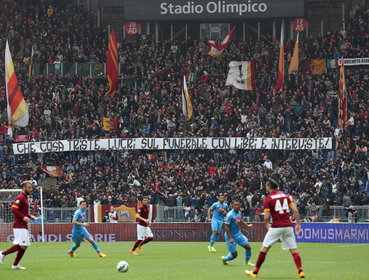 E ora gli ultrà se la prendono coi bimbi Ululati contro i ragazzini di colore