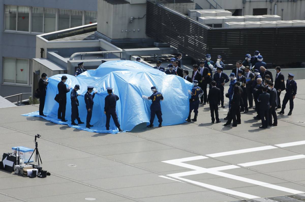 Tokyo, drone radioattivo sul palazzo del premier