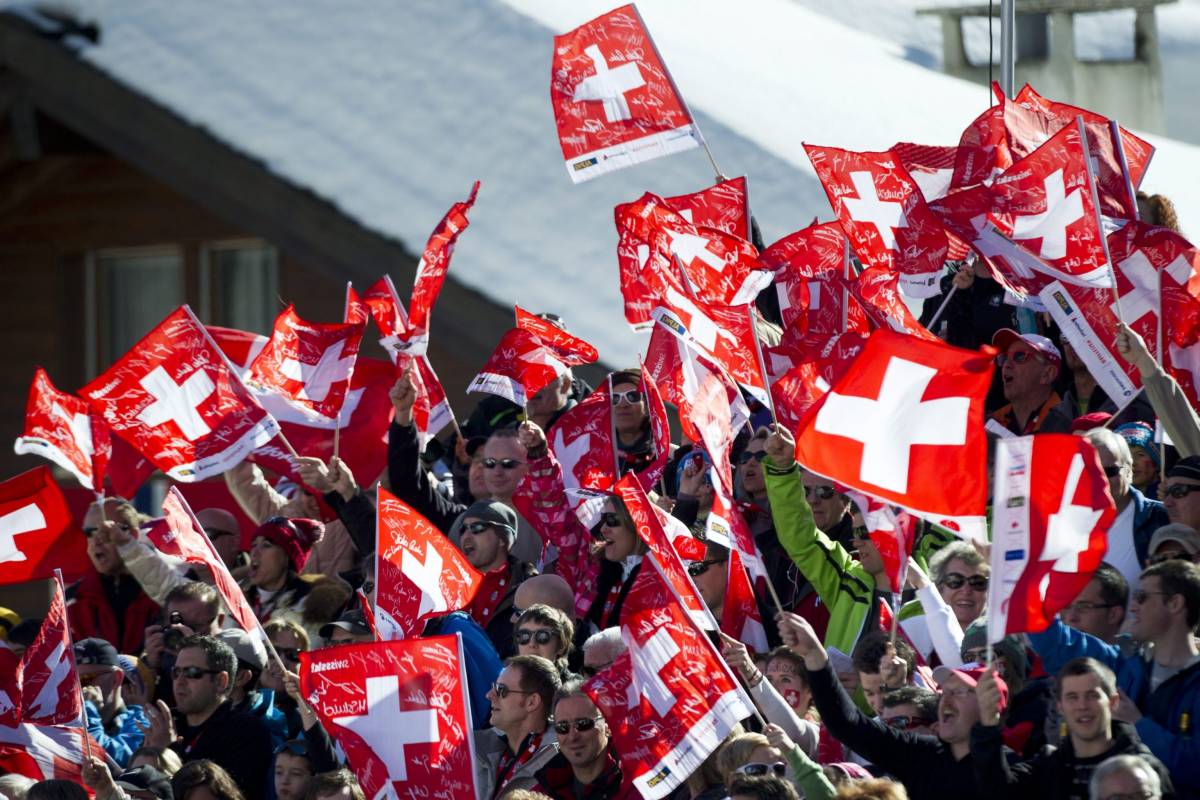 Paesi più felici, vince la Svizzera. L'Italia sprofonda