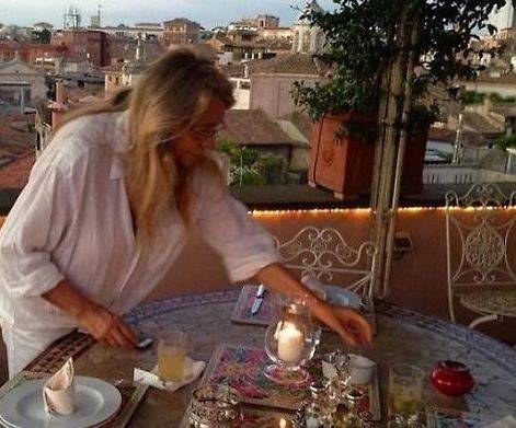 Mara Venier e la foto dalla terrazza della sua casa di Roma