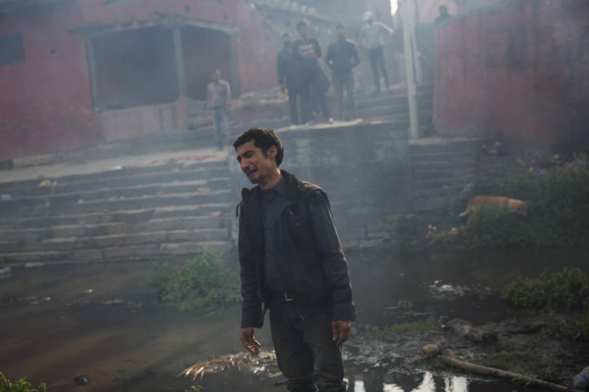 Nepal in ginocchio trema ancora: oltre 3.200 morti e 6.500 feriti