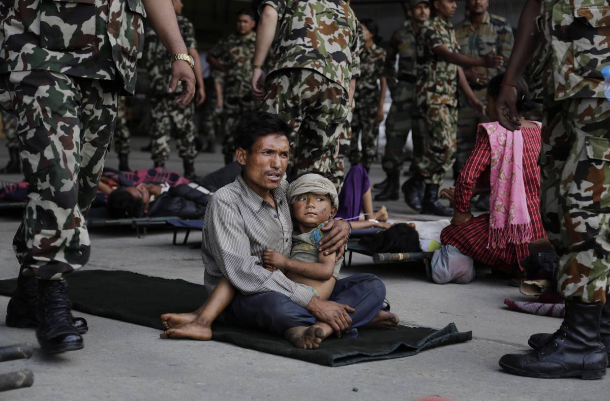 Nepal, sono più di 4.000 le vittime. 4 morti italiani, 40 gli irreperibili