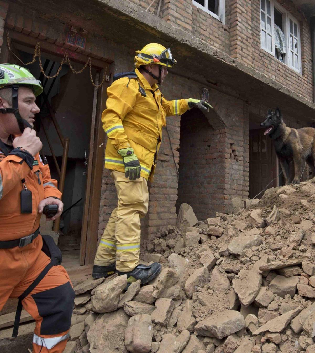 Un altro miracolo in Nepal: centenario estratto vivo a 8 giorni dal sisma