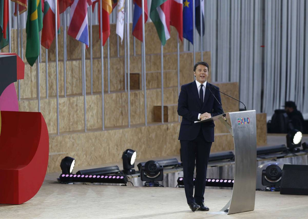Renzi, il giorno dopo: "Quattro teppistelli non rovineranno Expo"