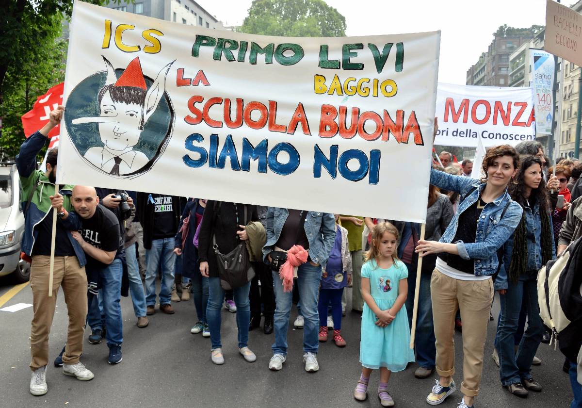 Così la scuola "boccia" Renzi: in migliaia contro la riforma