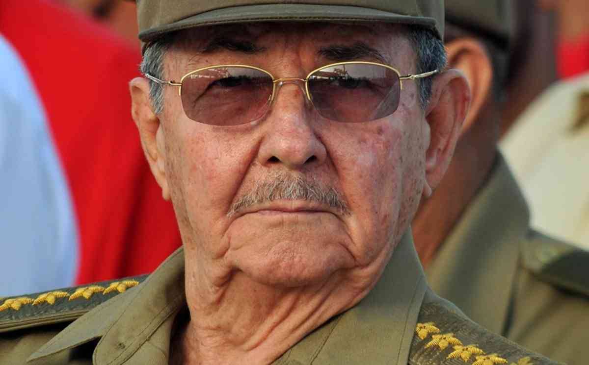 Raul Castro lascerà la presidenza ad aprile