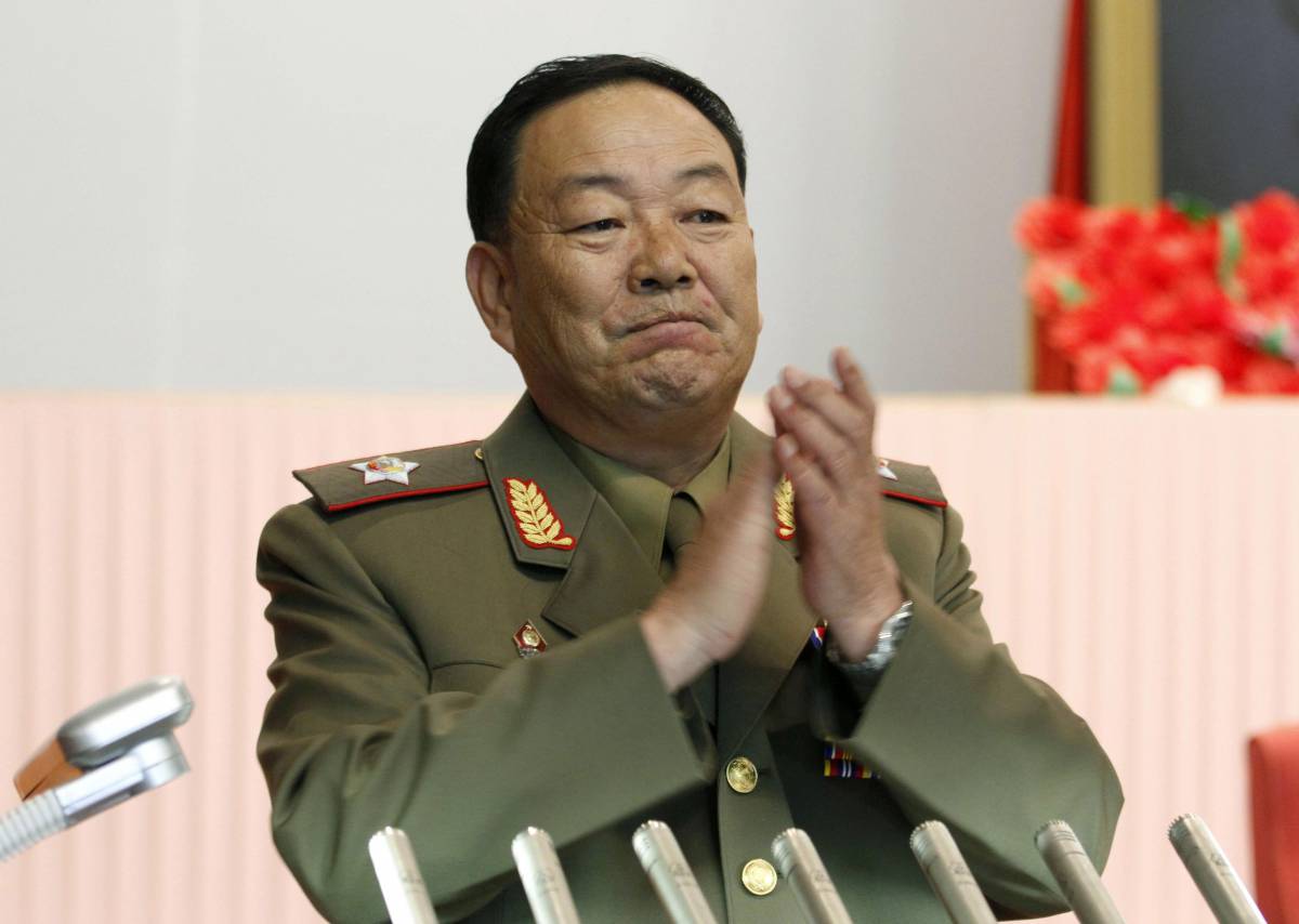 Ministro ucciso in Nord Corea, Razzi: "Balle, lo vedo a fine mese"