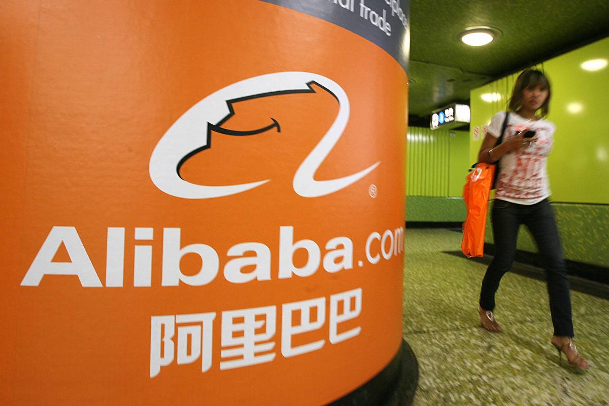 Alibaba finisce nei guai: accusa di contraffazione