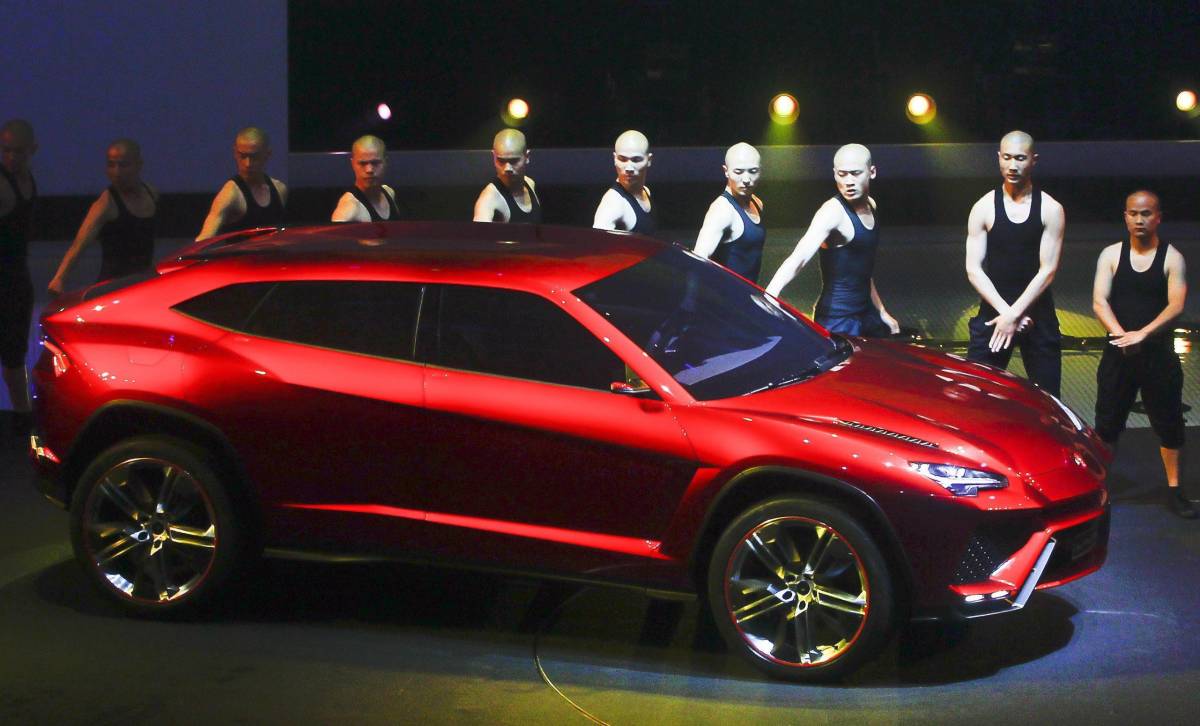 La nuova Lamborghini si farà in Italia: 500 nuovi posti di lavoro