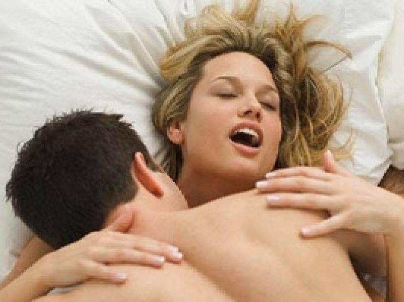 Porno, sul set arriva l'obbligo degli occhiali