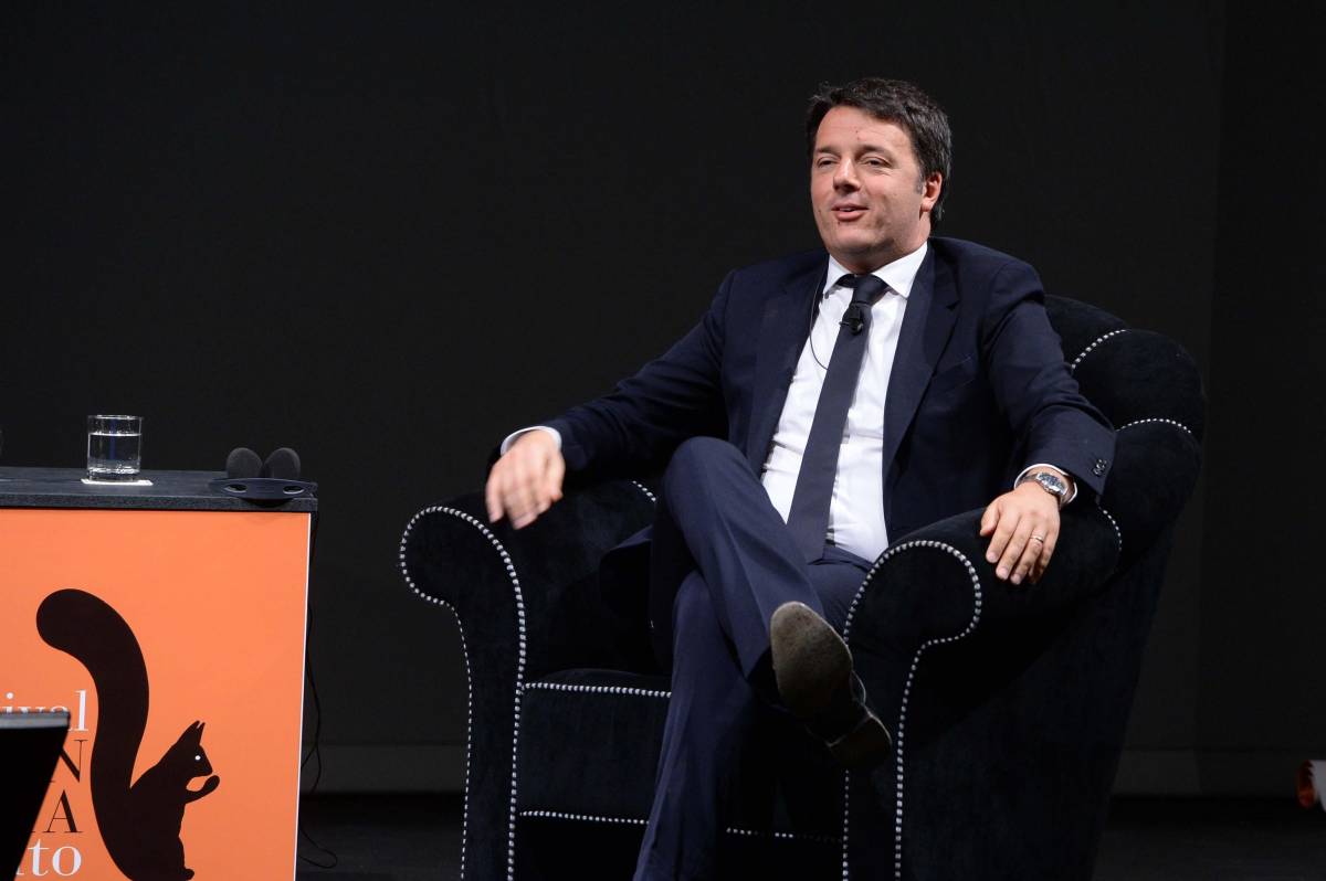 Renzi, comizio illegale: "Non è un test su di me". Fi: "Intervenga il Colle"
