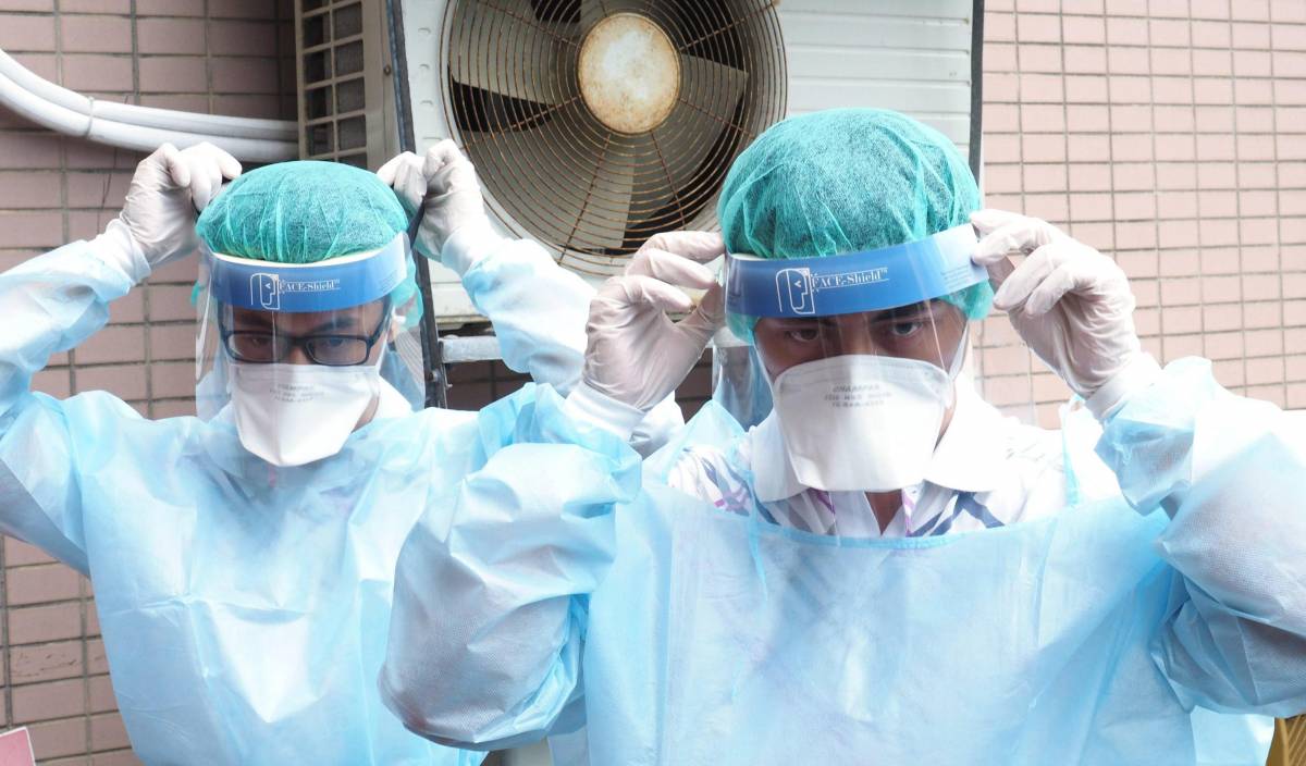 In quarantena 1.600 persone: il super virus Mers terrorizza Cina, Hong Kong e Sud Corea 