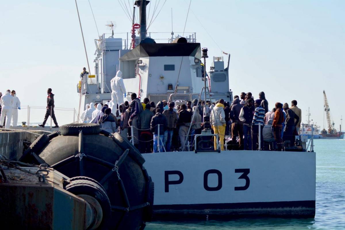 Immigrati, Frontex: record di arrivi, oltre 100mila a luglio