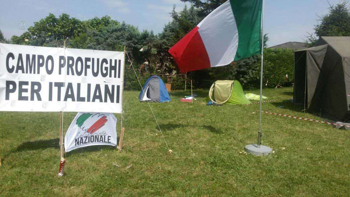 Udine, la destra organizza campo profughi per italiani