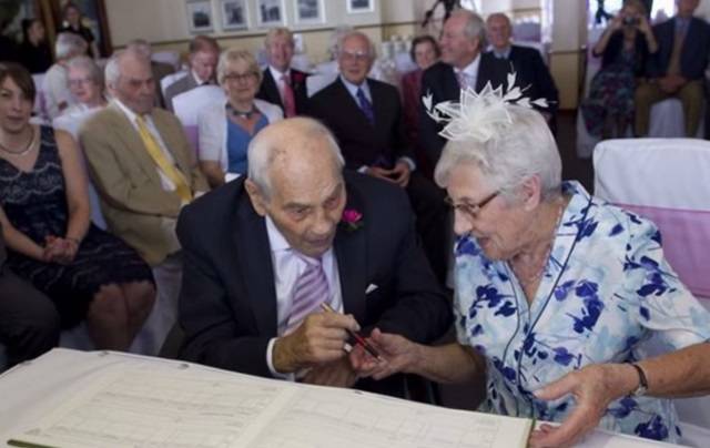 Lui 103 anni, lei 91: un matrimonio da Guinness dei Primati