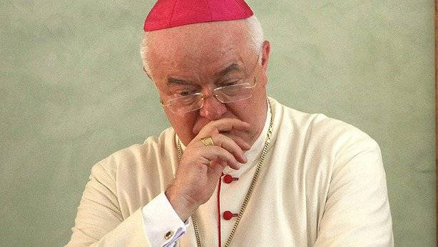 Pedofilia, rinviato a giudizio dal tribunale vaticano l'arcivescovo Wesolowski