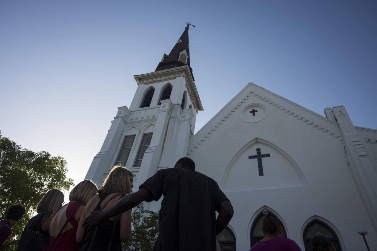 Charleston, lobby armi: "Con le pistole in chiesa le vittime si sarebbero salvate"