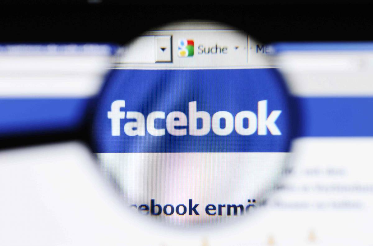 Il Facebook "buonista"  che censura tutto tranne le bestemmie