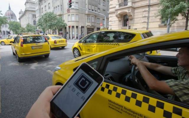 Francia, polizia ferma i due capi di UberPop