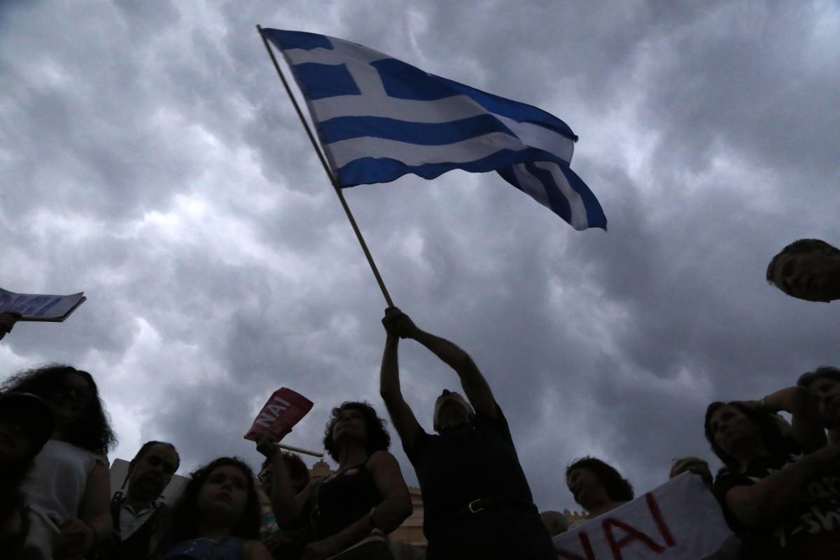 Sondaggio Ixè: "La colpa della crisi greca è dell'Ue"