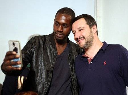 "Io, negro e fascista affascinato da Salvini"