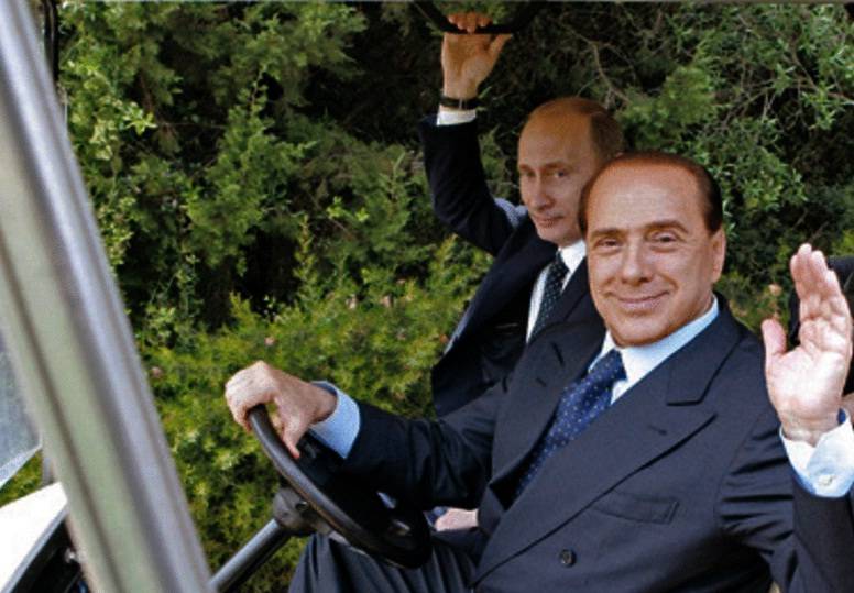 Il fronte estero di Berlusconi: pronto a tornare da Putin