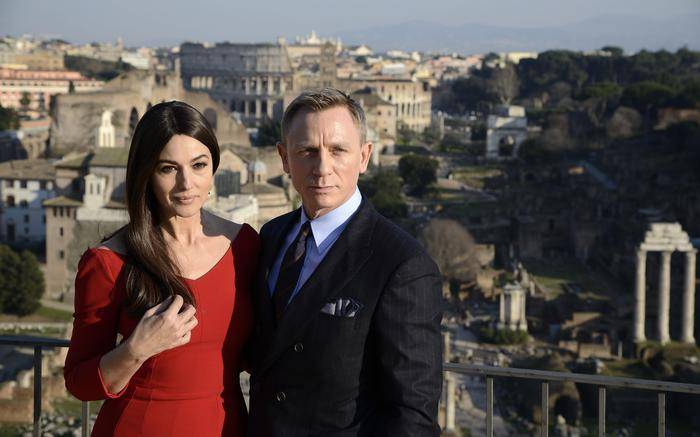 Monica Bellucci e Daniel Craig, è passione: amore a prova di 007 