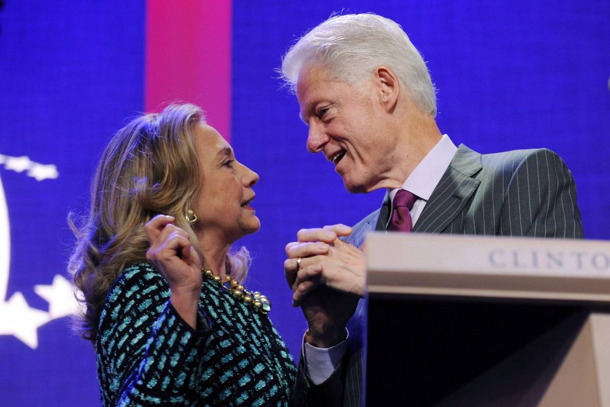 Clinton, Paperoni d'America: incassati 141 milioni in 8 anni