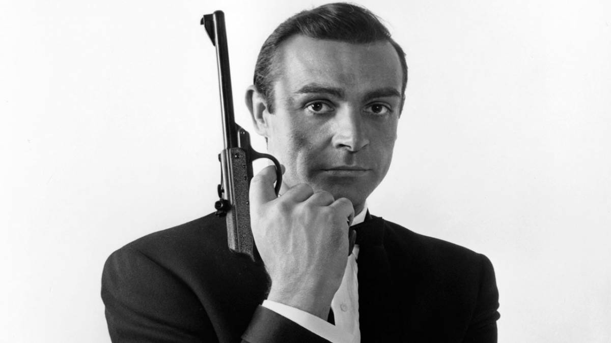 L'auto, la pistola, il nome e il sesso Così è nato Bond, James Bond...