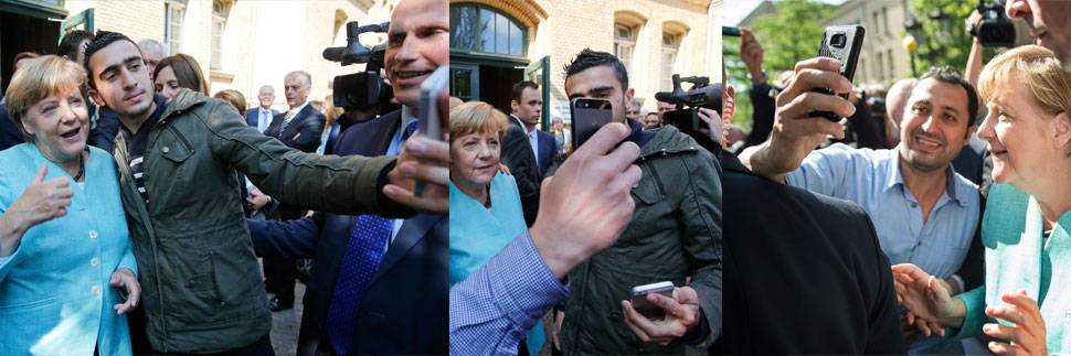 L'Europa è sempre più nel caos. E la Merkel fa i selfie coi migranti