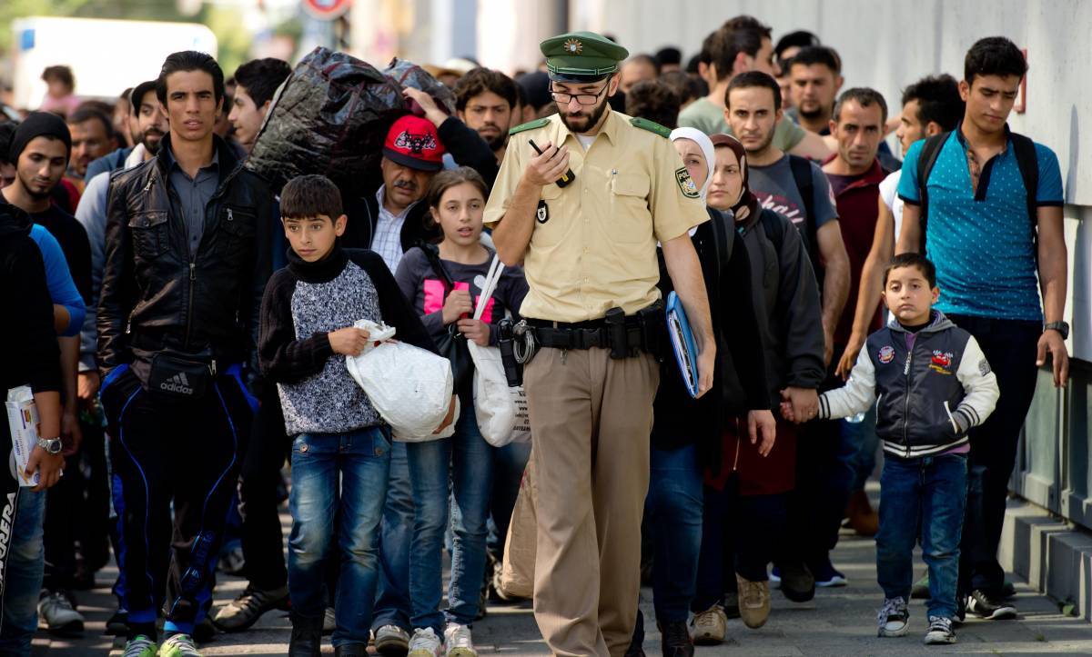 L'Ocse lancia l'allarme: "Nel 2015 1 milione di rifugiati in Europa"