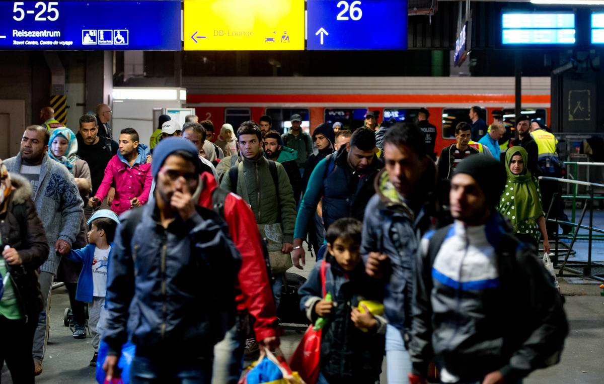 Migranti, prosegue l'esodo in Europa. Germania al limite