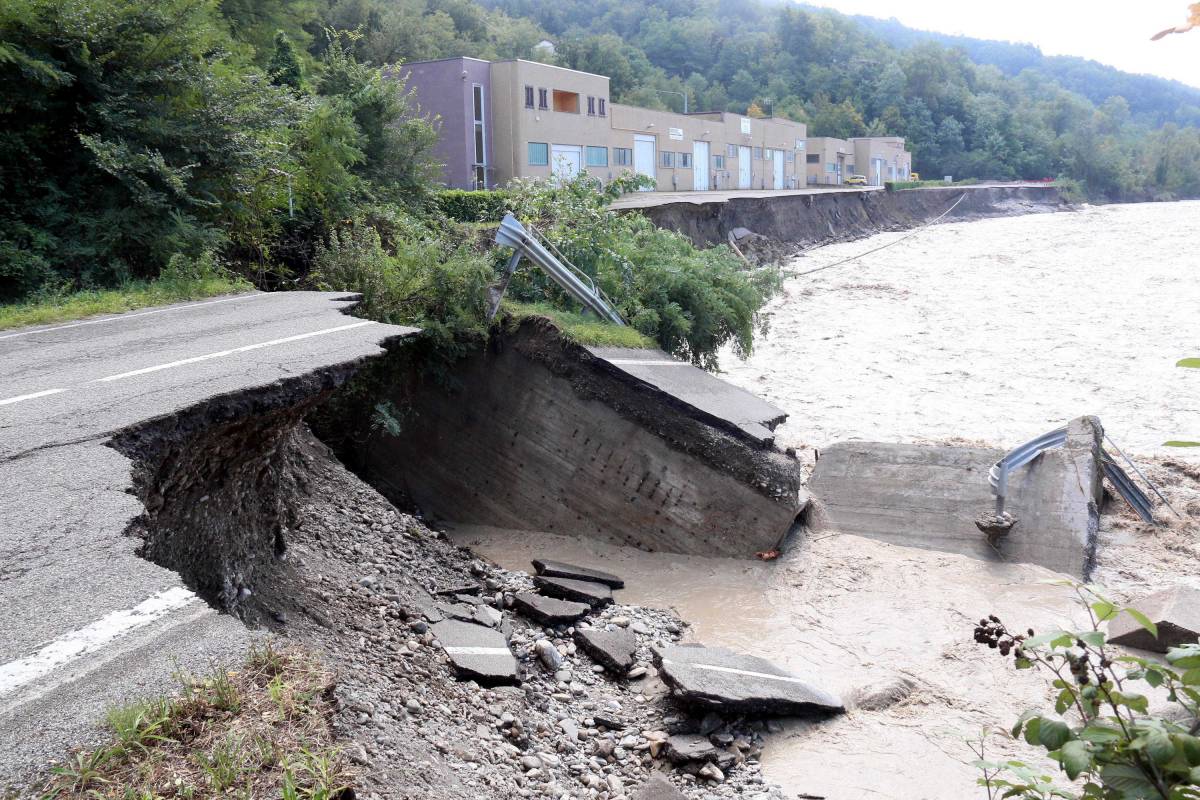 Bomba d'acqua sul Piacentino L'Italia «annega» nella pioggia